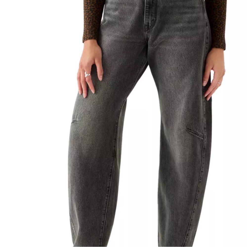 Levi’s Cinch Barrel